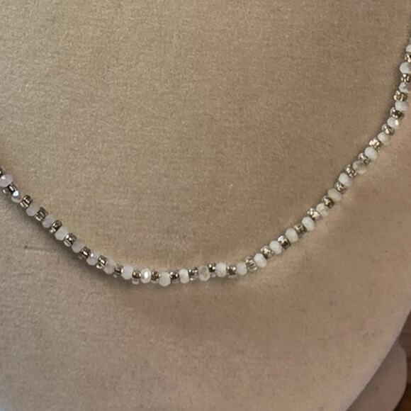 Loft Silver and While Beaded Elegant Chain Necklace - Picture 3 of 5